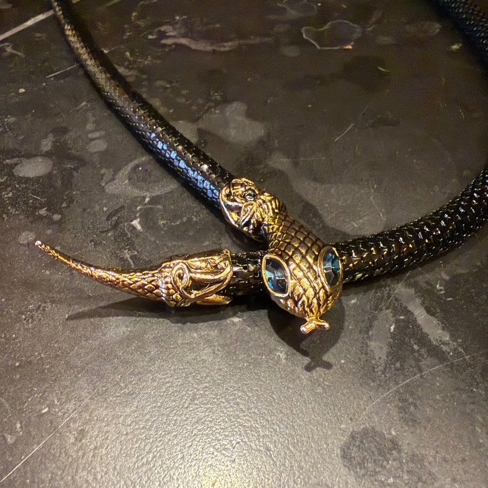 vintage dl auld snake mesh necklace belt with blue eyed stones